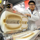 Illustration for article titled New Li-On Material Survives 30 Times the Charges of Current Batteries